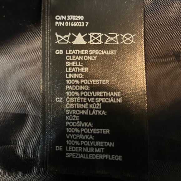 H&M Limited Edition Black Leather- Size 8 - Picture 5 of 5